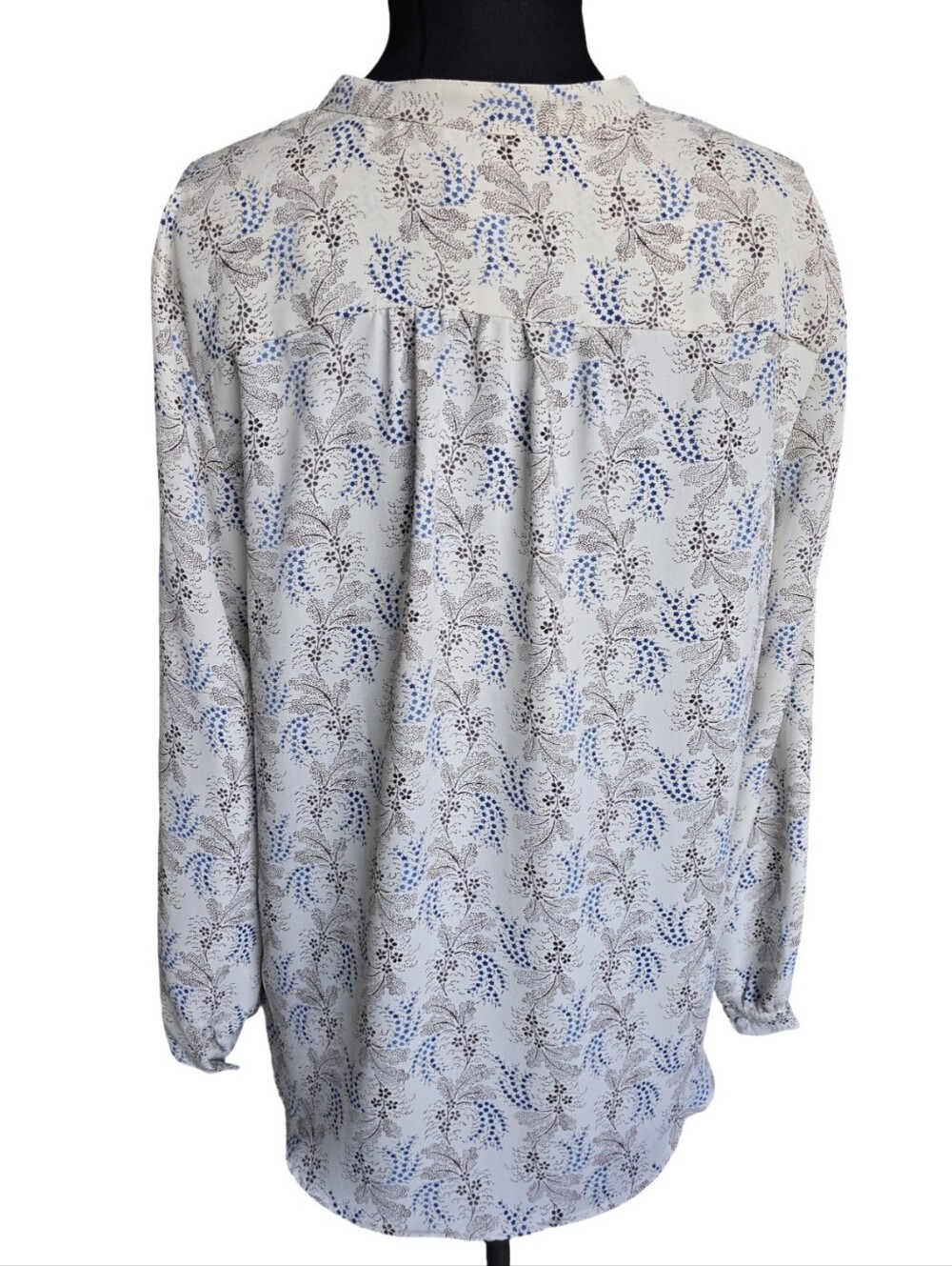 Ann Taylor Floral V-Neck Blouse Long Sleeve Cream Blue Size LP Work Career - Picture 2 of 8